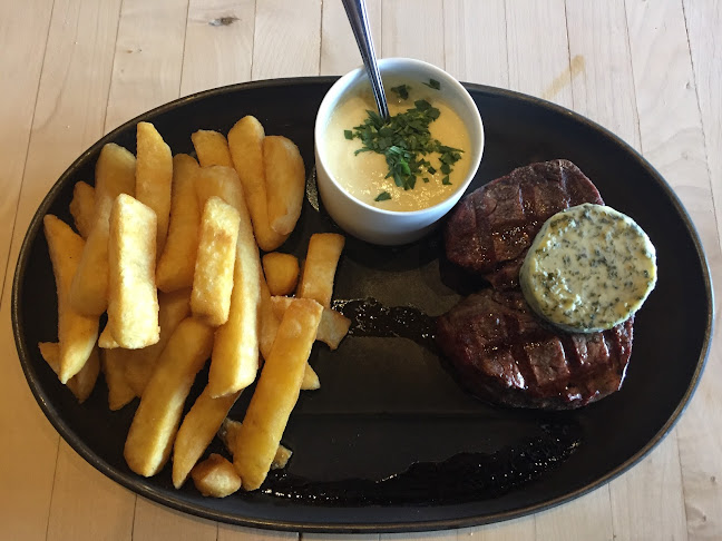 A Hereford Beefstouw - Gastronomi og hotelvirksomhed