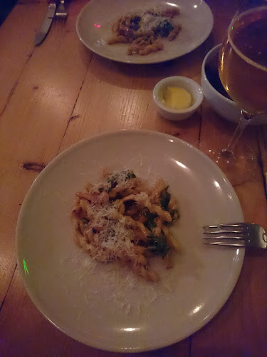 Gorilla - Gastronomi og hotelvirksomhed