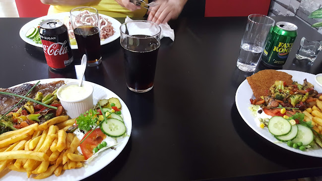 Al Pacino - Gastronomi og hotelvirksomhed