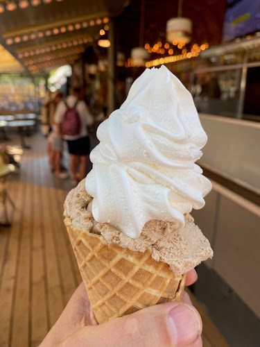 Comentarii opinii despre Cirkus Is