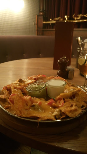 Comentarii opinii despre Eydes