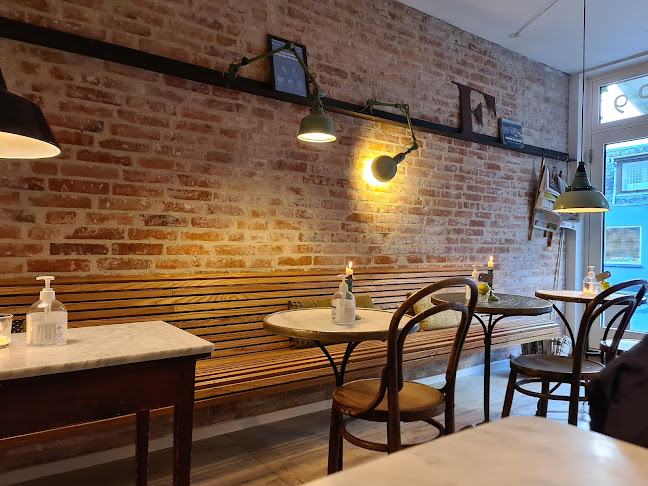 Cafe Flora - Gastronomi og hotelvirksomhed