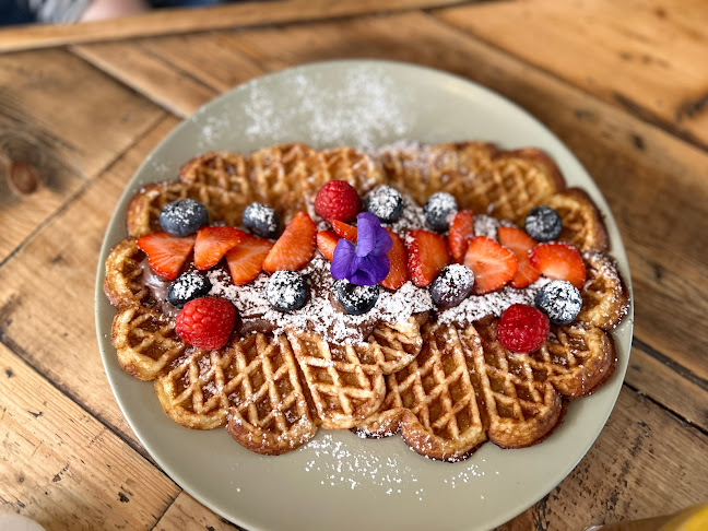 Comentarii opinii despre Buzz Kaffebar