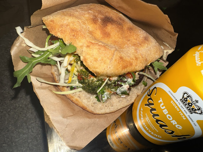 Opinii despre Falafel Factory în København - Gastronomi og hotelvirksomhed