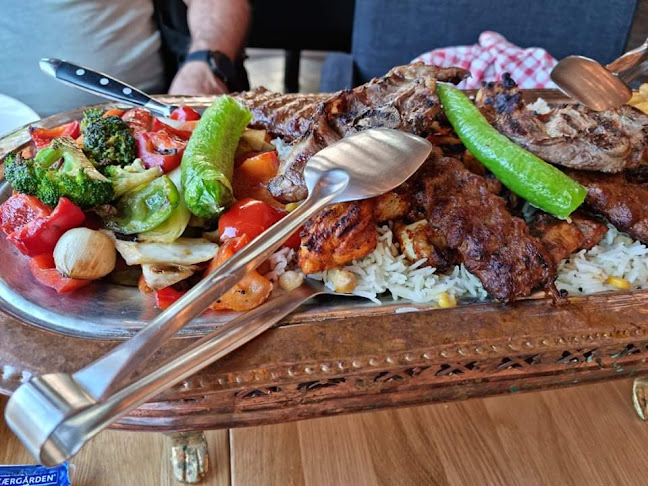 Ahali - Brunch, Mezze & Steaks - København