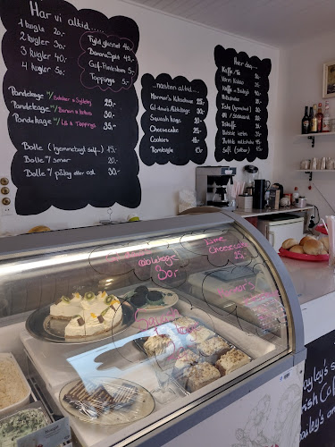 Opinii despre Mutti's Køkken på Cafe 8 în Kolding - Gastronomi og hotelvirksomhed