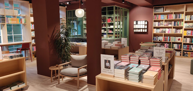 Comentarii opinii despre Books & Beans