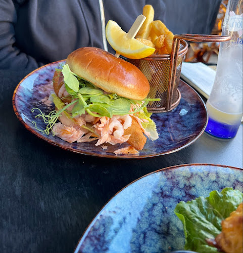 Comentarii opinii despre Fox and Hounds