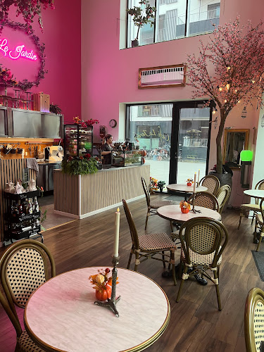 Cafe Le Jardin - Gastronomi og hotelvirksomhed