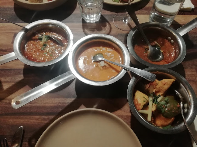 Dhaba - Gastronomi og hotelvirksomhed