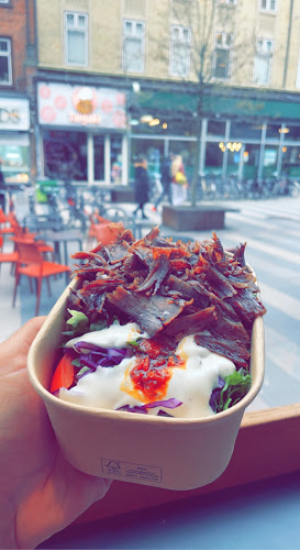 Comentarii opinii despre Royal Shawarma Bar