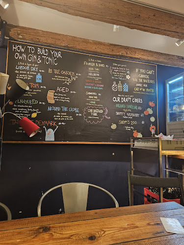 Bastard Café HUSET - Gastronomi og hotelvirksomhed