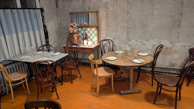 Comentarii opinii despre Bottega Estadio