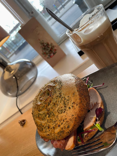 Opinii despre Stationsstuen Bramming în Bramming - Gastronomi og hotelvirksomhed