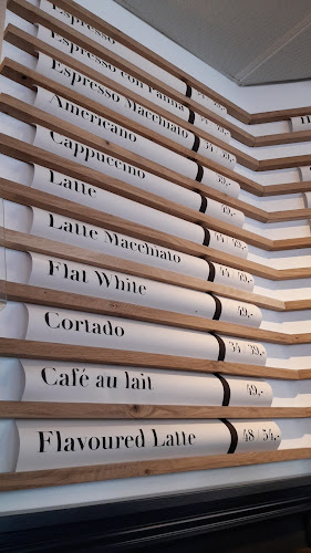 Mojoe Kitchen & Bar - Gastronomi og hotelvirksomhed