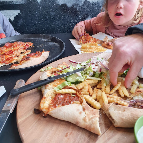 Zana Pizza & Grill - Gastronomi og hotelvirksomhed