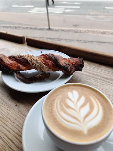 Opinii despre Alice Ice Cream & Coffee în København - Gastronomi og hotelvirksomhed