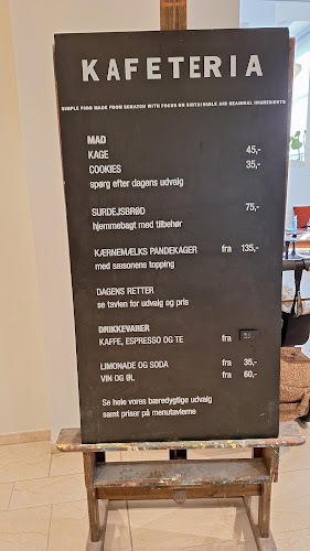 Opinii despre Kafeteria în København - Gastronomi og hotelvirksomhed
