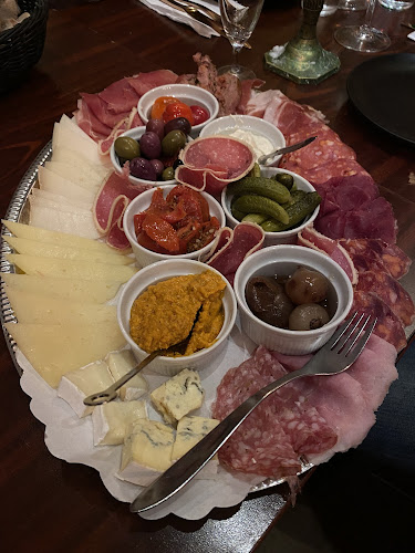 Lundgren V.I.P. - Gastronomi og hotelvirksomhed