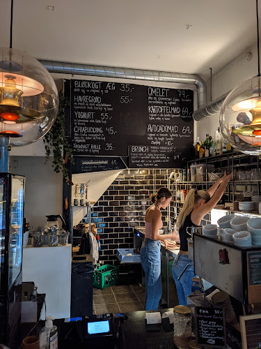 Silkegade 1, 1113 København