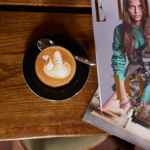 Comentarii opinii despre Social