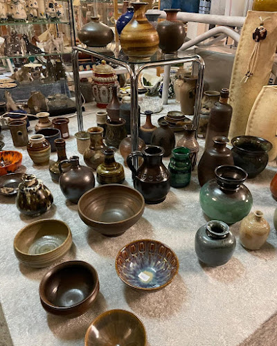 Comentarii opinii despre Haughus Gods, Antik & Kræmmermarked