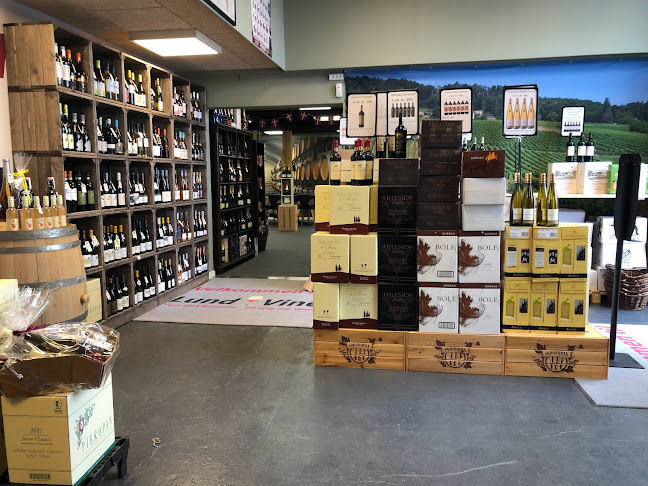 Comentarii opinii despre Lund Vine