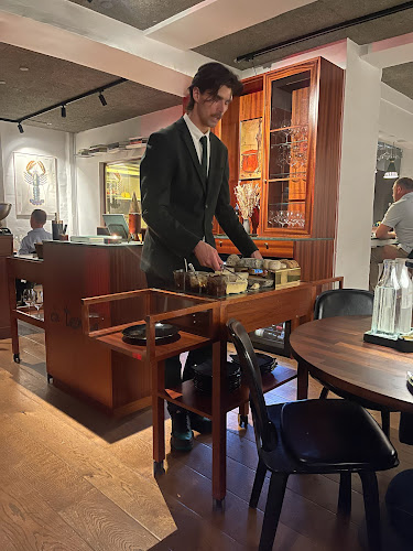 À Terre - Gastronomi og hotelvirksomhed