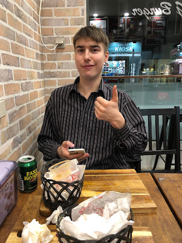 Opinii despre Værnedams Kebab og Burger în København - Gastronomi og hotelvirksomhed