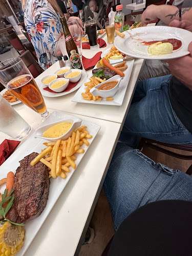 Comentarii opinii despre Café Eiffel