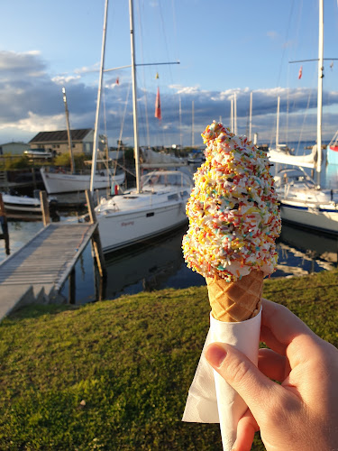 Comentarii opinii despre Mommark Marina