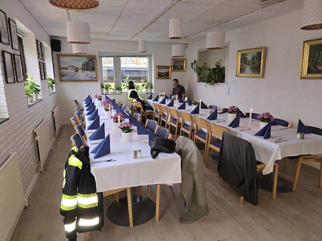 Opinii despre Restaurant SAS-Klubben în Kastrup - Gastronomi og hotelvirksomhed