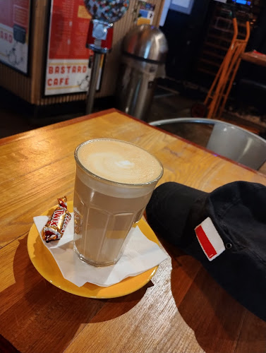 Opinii despre Bastard Café HUSET în Indre By - Gastronomi og hotelvirksomhed