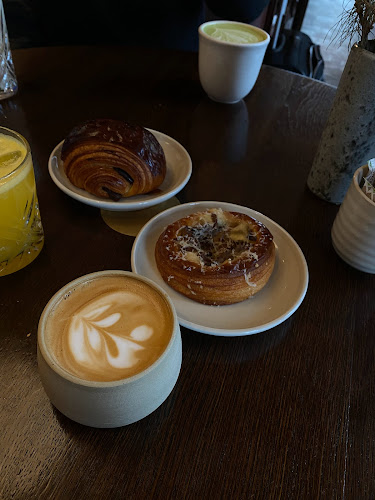 Comentarii opinii despre Rug Bakery