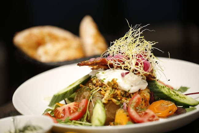 Opinii despre Restaurant Løgten în Skødstrup - Gastronomi og hotelvirksomhed