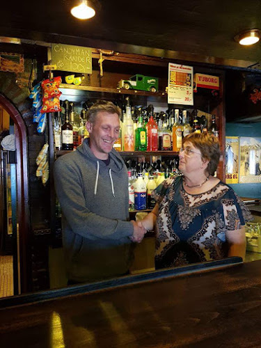 De Tre Musketerer - Gastronomi og hotelvirksomhed