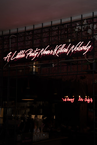 Comentarii opinii despre NOHO