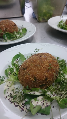 Restaurant Ambassaden - Gastronomi og hotelvirksomhed