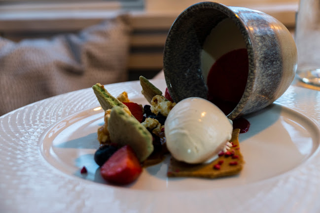 Opinii despre For Enden Af Gaden în Viborg - Gastronomi og hotelvirksomhed