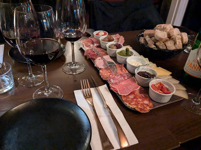 Opinii despre Lundgren V.I.P. în København - Gastronomi og hotelvirksomhed