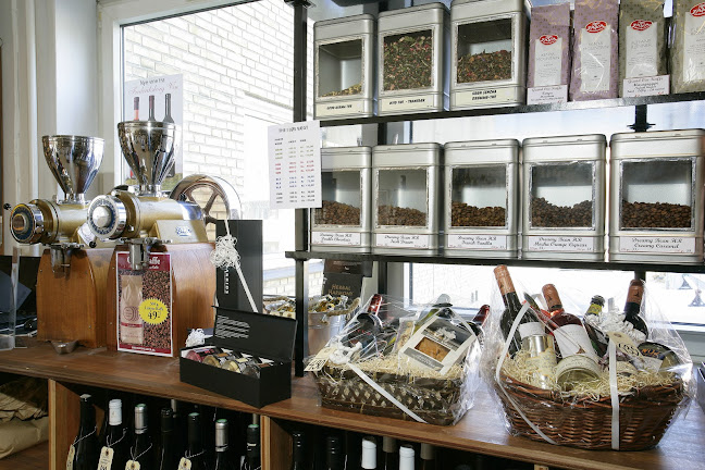 Comentarii opinii despre Holte Vinlager