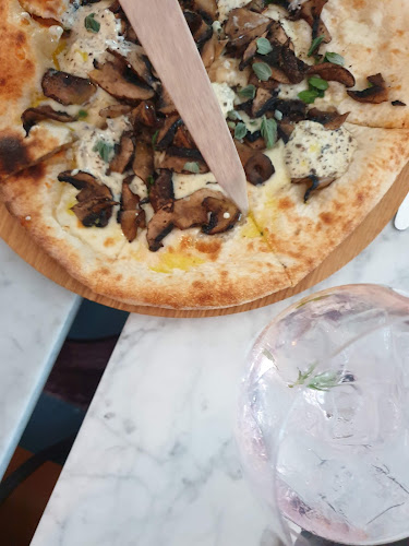 Frankies Pizza - Gastronomi og hotelvirksomhed