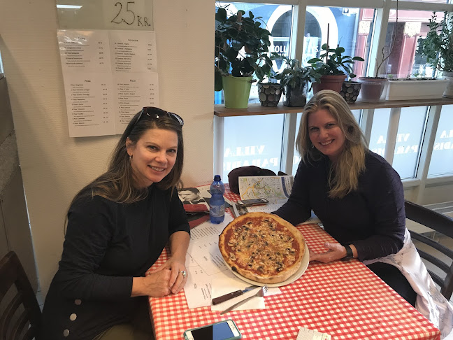 pizzaria Villa Paradiso - Gastronomi og hotelvirksomhed