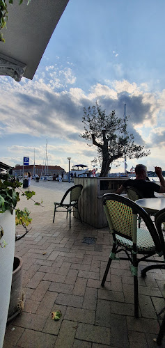 Comentarii opinii despre Bistro Grand Mère