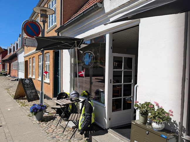 Café T - Gastronomi og hotelvirksomhed