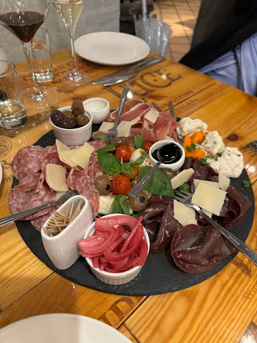 Tappo Restaurant, Winebar & shop