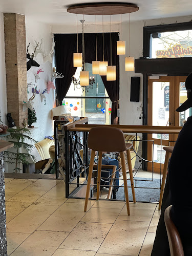 Comentarii opinii despre The Living Room