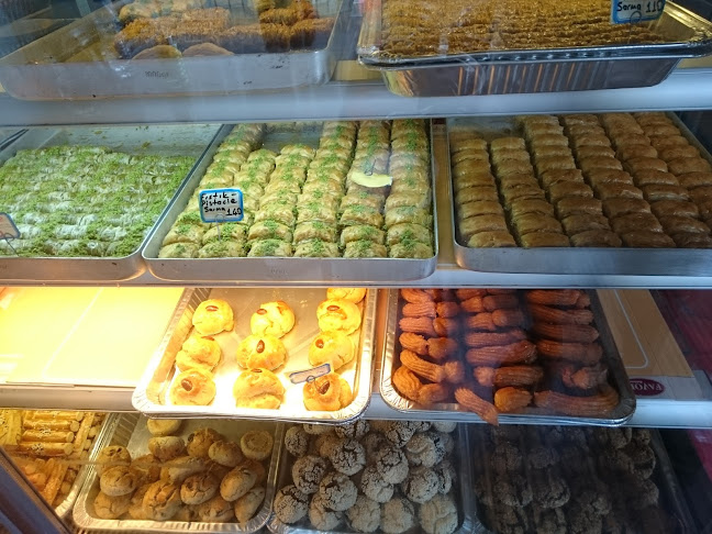 Opinii despre Favori Baklavaci în København - Gastronomi og hotelvirksomhed