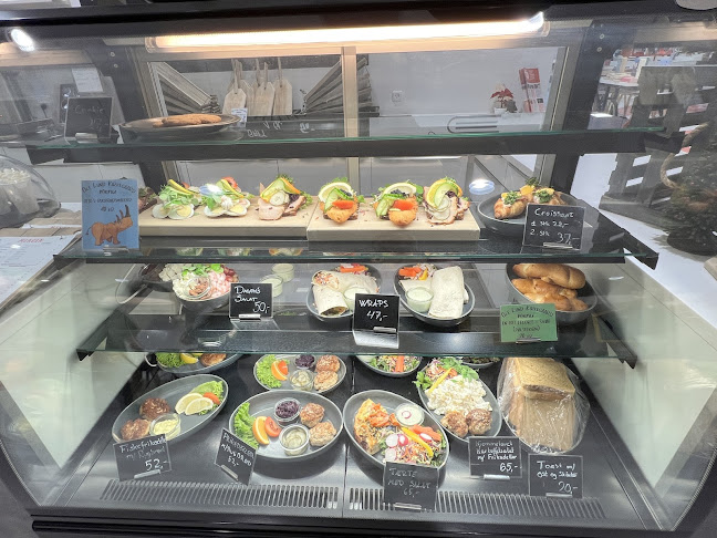 Opinii despre Cafe Lige efter bogen - Hjørring Biblioteks café în Hjørring - Gastronomi og hotelvirksomhed