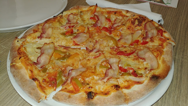 Bella Italia - Gastronomi og hotelvirksomhed